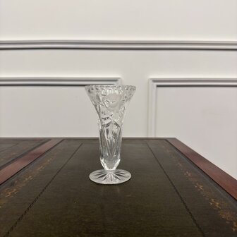Art-Nouveau-crystal-vase