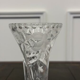 Art-Nouveau-crystal-vase-3