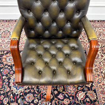 Klassiek-Engels-Antiek-Oud-Vintage-Chesterfield-Bureaustoel-President-Chair-Olijf-Groen-Leder