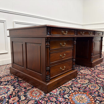 Klassiek-Engels-Antiek-Oud-Vintage-Chesterfield-Groot-Bureau-Desk-Groen-Leder