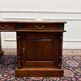Klassiek-Engels-Antiek-Oud-Vintage-Chesterfield-Groot-Bureau-Desk-Groen-Leder