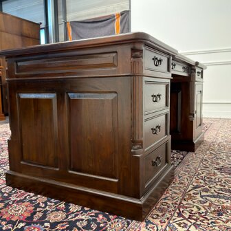 Klassiek-Engels-Antiek-Oud-Vintage-Chesterfield-Bureau-Desk-Partnerdesk-Set-Zwart-Leder-Met-Stoelen