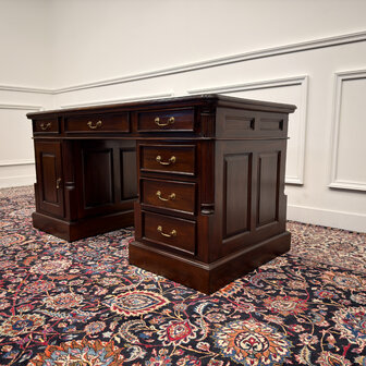 Klassiek-Engels-Antiek-Vintage-Chesterfield-Bureau-Desk-Groen-Leder