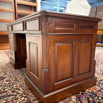 Klassiek-Engels-Antiek-Vintage-Chesterfield-Bureau-Desk-Groen-Leder