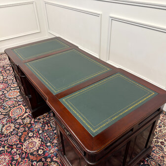 Klassiek-Engels-Antiek-Oud-Vintage-Chesterfield-Bureau-Desk-Groen-Leder-met-Achterschot