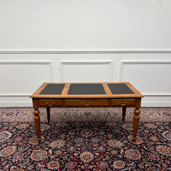 Klassiek-Engels-Antiek-Oud-Vintage-Chesterfield-Schrijftafel-Bureau-Desk-Zwart-Leder