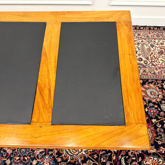 Klassiek-Engels-Antiek-Oud-Vintage-Chesterfield-Schrijftafel-Bureau-Desk-Zwart-Leder