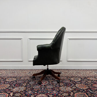 Klassiek-Engels-Chesterfield-Antiek-Oud-Vintage-Bureaustoel-Director-Directors-Chair-Groen-Leder-3