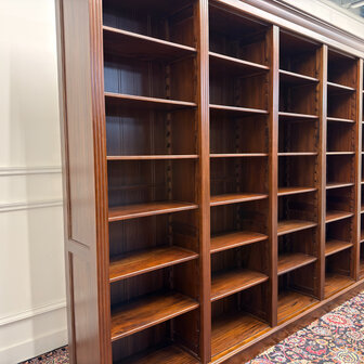 Klassiek-Engels-Antiek-Oud-Vintage-Chesterfiel-Grote-Open-Boekenkast-Kast-7