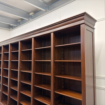 Klassiek-Engels-Antiek-Oud-Vintage-Chesterfiel-Grote-Open-Boekenkast-Kast-9