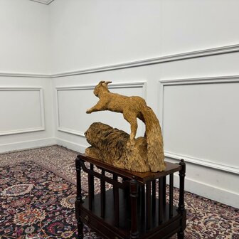houtsnijwerk-kunstwerk-tuinbeeld-eekhoorn-2