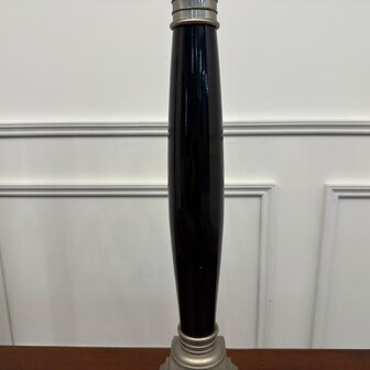 Grote-klassieke-empire-tafellampen-eichholtz-zilver-zwart-met-design-lampen-6