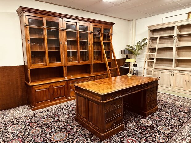 Klassiek-Engels-Antiek-Jan-Frantzen-Bureau-Patnerdesk-Desk-1