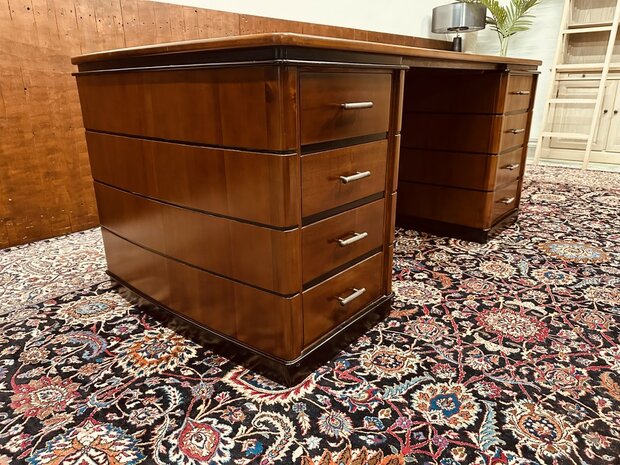 Klassiek-Antiek-Chesterfield-Engels-Art-Deco-Bureau-Desk-Partnerdesk