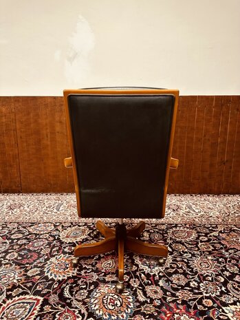 Klassiek-Engels-Heldense-Exclusive-Chesterfield-Bureaustoel-President-Chair