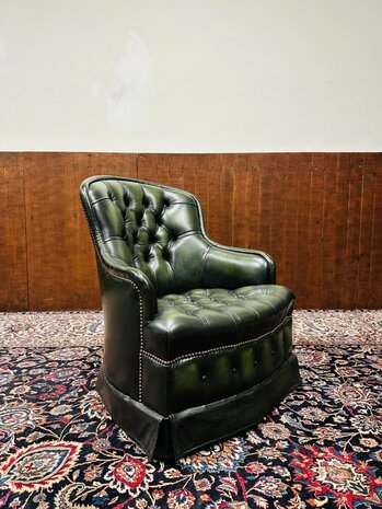 Klassiek-Engels-Antiek-Chesterfield-Fauteuil