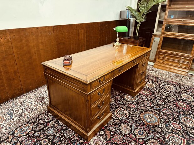 Klassiek-Engels-Antiek-Eichholtz-Bureau-Desk