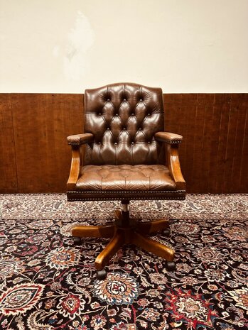 Klassiek-Engels-Antiek-Chesterfield-Bureaustoel-President-Chair