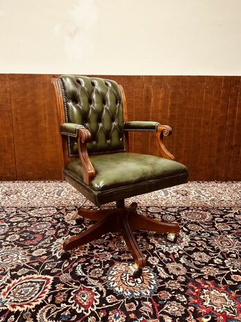 Klassiek-Engels-Antiek-Chesterfield-Bureaustoel-President-Chair