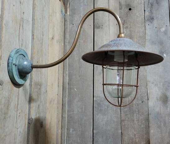 Landelijke-klassieke-koperen-stallamp-buitenlamp-met-patina-wandlamp-13