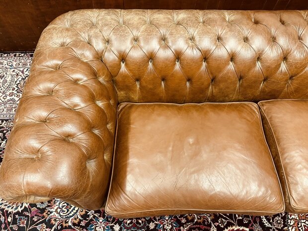 Klassiek-Engels-Chesterfield-Westminster-Bank-Bankstel-Sofa