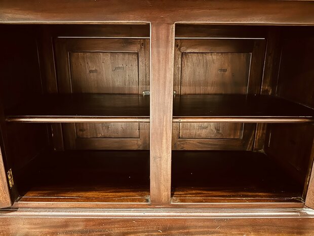 Klassiek-Engelse-Vergadertafel