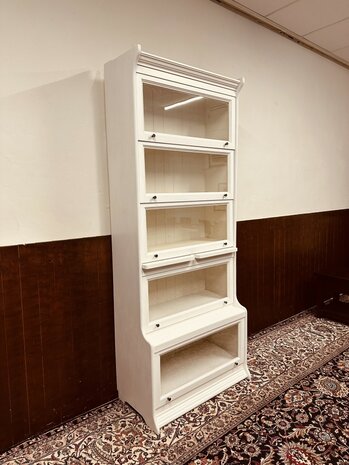 Klassiek-Engels-Witte-Globe-Wernicke-Boekenkast