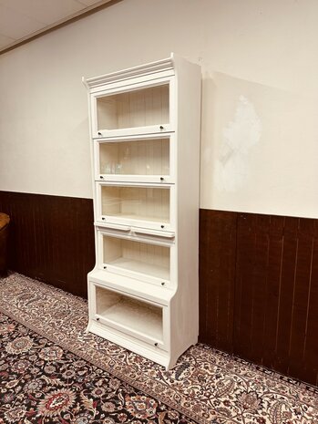 Klassiek-Engels-Witte-Globe-Wernicke-Boekenkast