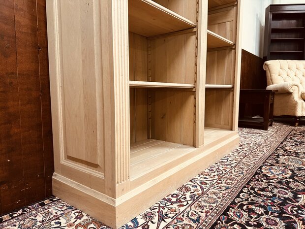 Landelijk-Engels-Blank-Eiken-Boekenkast