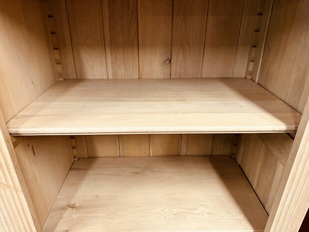 Landelijk-Engels-Blank-Eiken-Boekenkast