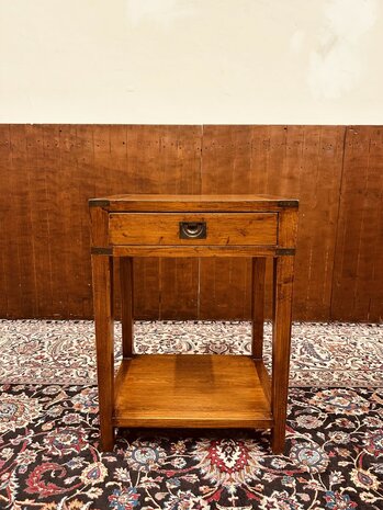 Engels-Eichholtz-Side-table