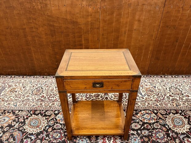Engels-Eichholtz-Side-table