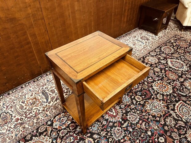 Engels-Eichholtz-Side-table
