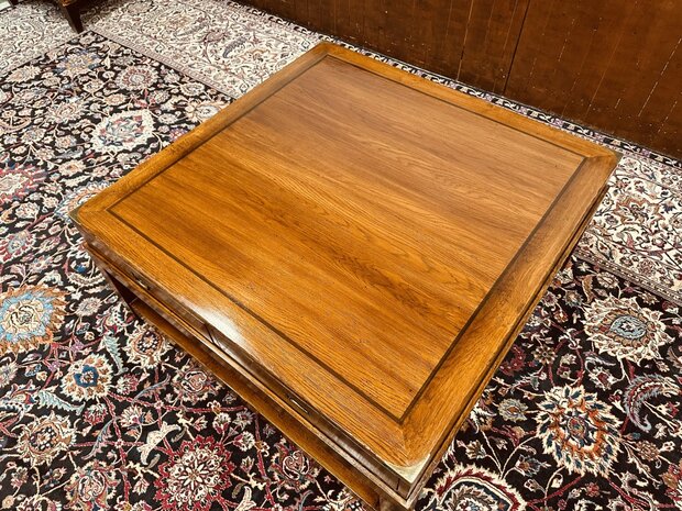 Engels-Eichholtz-Salontafel