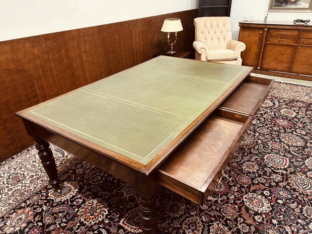 Antiek-Engels-Schrijftafel