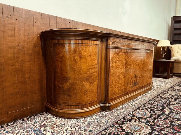 Antieke-Italiaanse-Grote-Dressoir