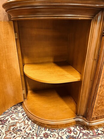 Antieke-Italiaanse-Grote-Dressoir