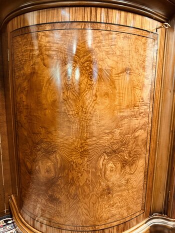 Antieke-Italiaanse-Grote-Dressoir