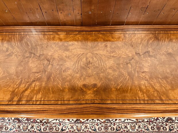 Antieke-Italiaanse-Grote-Dressoir