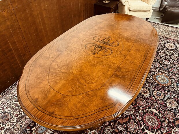 Antieke-Italiaanse-Eettafel