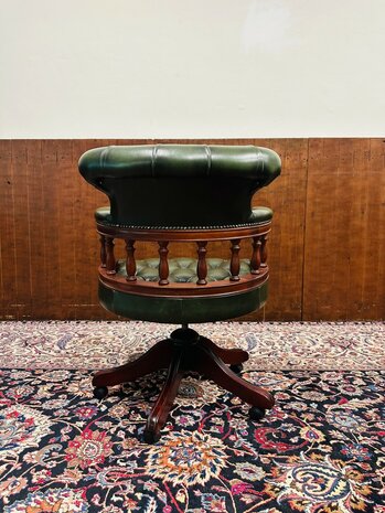Chesterfield-Captain-Chair-Groen