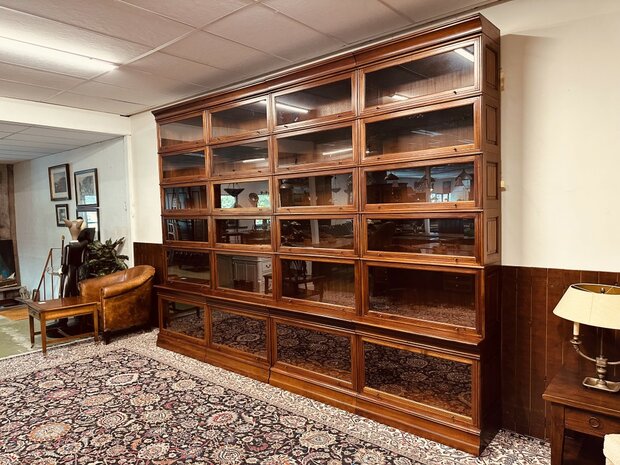 Klassiek-Engels-Globe-Wernicke-Boekenkast