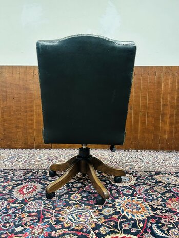 Klassieke-Chesterfield-President-Chair