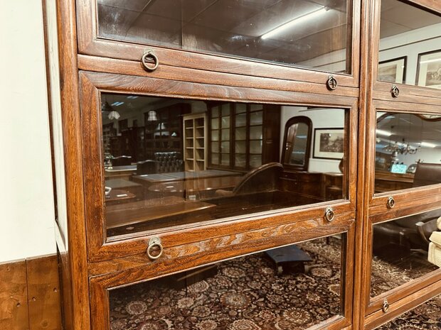 Oud-Engelse-Globe-Wernicke-Boekenkast