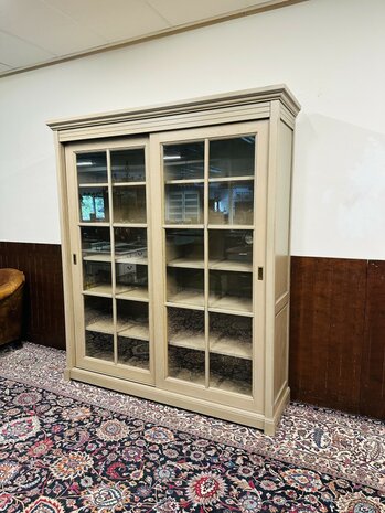 Landelijke-Klassieke-Boekenkast