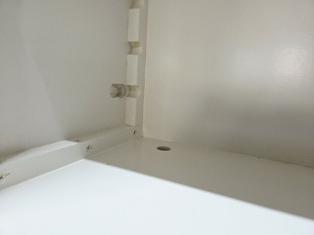 Grote-witte-boekenkast-bibliotheek-kast-met-trap-ladder-wit-15