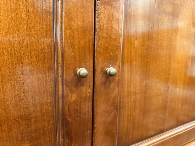 Italiaanse-Assi-D'assolo-Dressoir