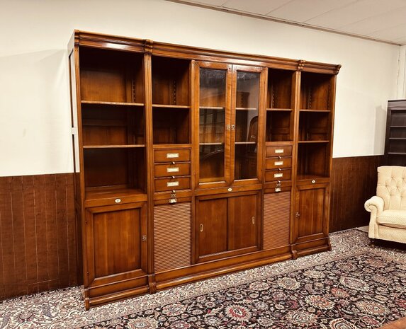 Italiaanse-Assi-D'assolo-Boekenkast
