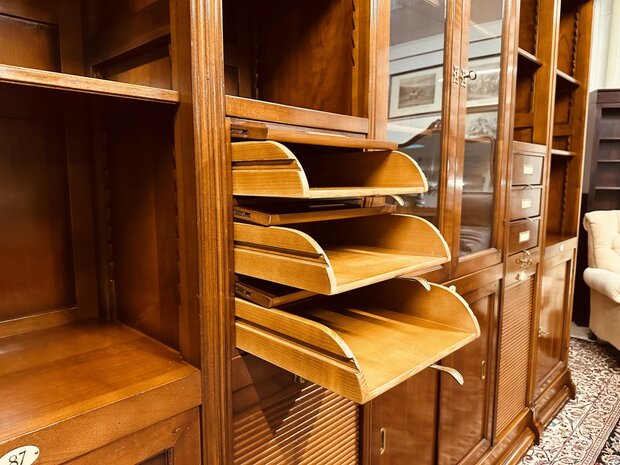 Italiaanse-Assi-D'assolo-Boekenkast