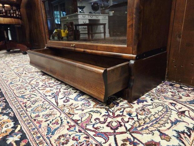 Globe-wernicke-boekenkast-kast-met-glazen-deuren-modulair-barrister-kast-7